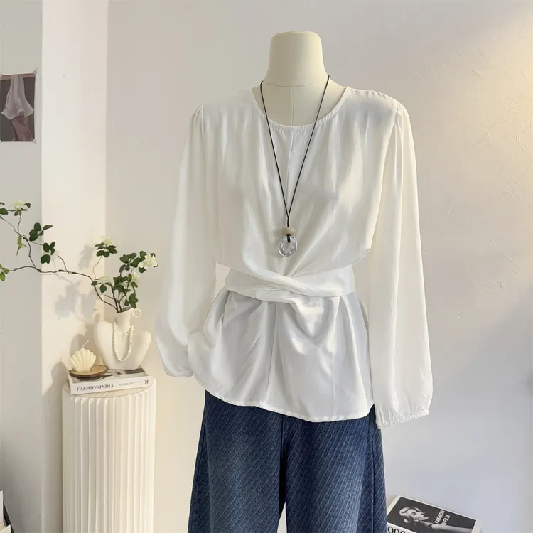 绑带收腰白色圆领长袖衬衫女2025秋季设计感显瘦法式气质小衫上衣