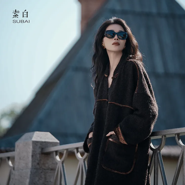 素白【拥抱者】N01791质感奢尚温柔气质毛呢舒适显高长款外套大衣