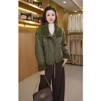 90白鸭绒/拼皮立体龟弧设计毛领短款羽绒夹克女士外套C26117