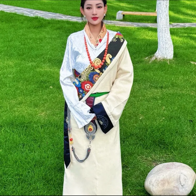 爆款高档情侣全羊毛太麻氆氇藏族服装上档次做工精细