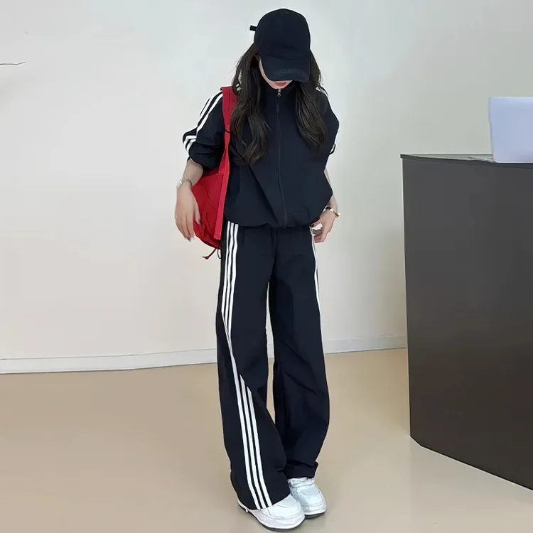 韩系冲锋衣休闲运动套装女春秋学生时尚宽松外套阔腿裤两件套跑步