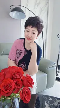 【于姐】2203圆领拼色天丝小衫
