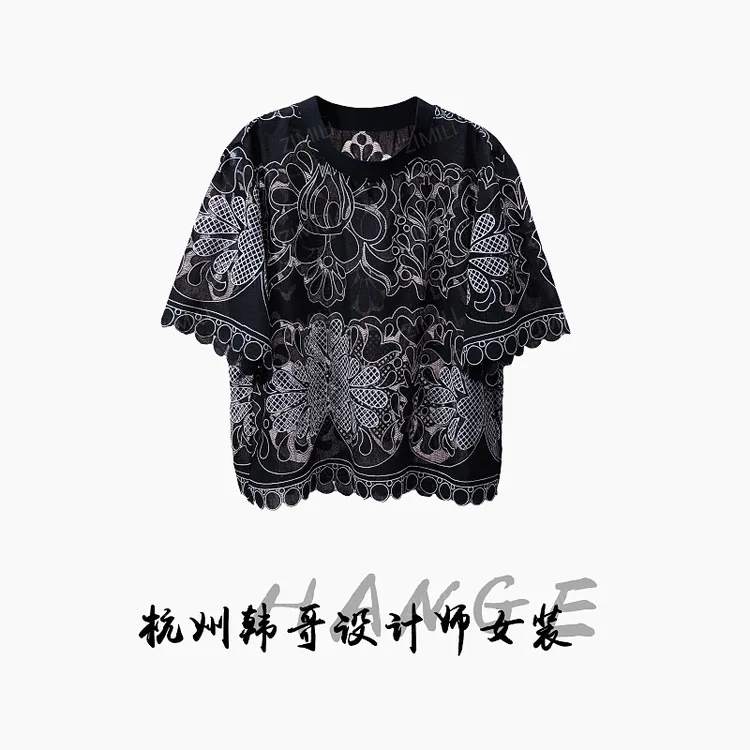 【韩哥女装】2025欧版重工设计暗夜黑勾花蕾丝时尚休闲短袖9689-B1