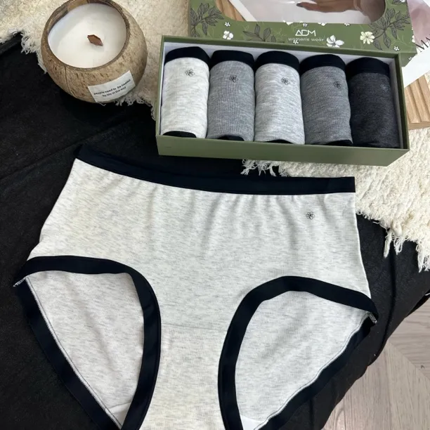 丸子家【摩登女孩】山茶花格雷系中腰棉女士三角裤软糯亲肤透气