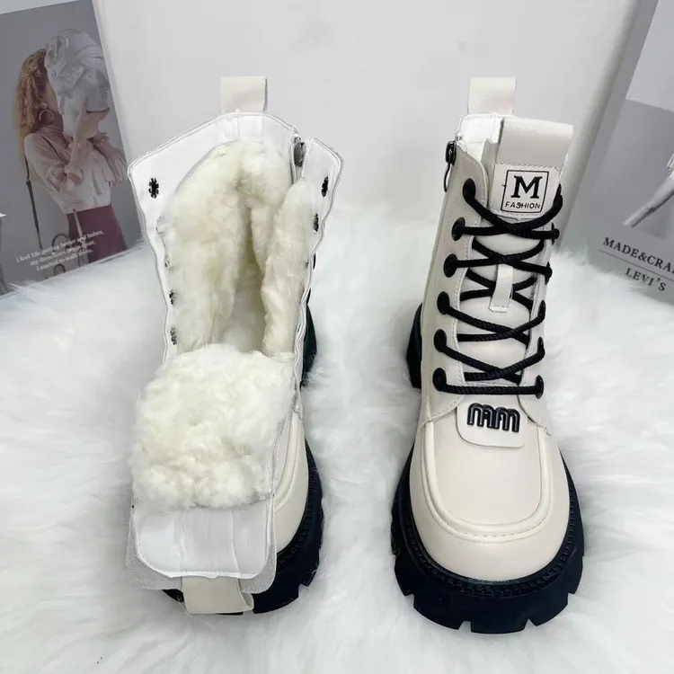 超厚羊毛马丁靴女2025冬季新款加绒加厚皮毛一体雪地靴东北大棉靴