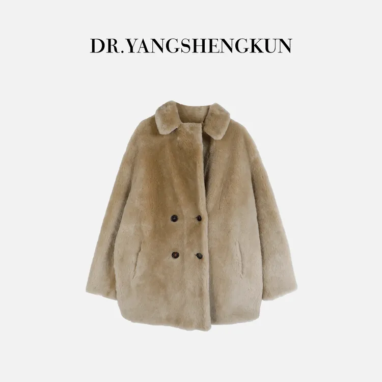 杨圣坤2025冬季新品澳洲美利奴皮毛一体加厚双排扣外套EY2511407