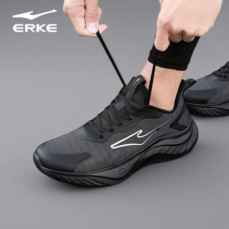 鸿星尔克运动鞋男鞋春秋新款透气轻便男士休闲鞋网面黑色跑步鞋男