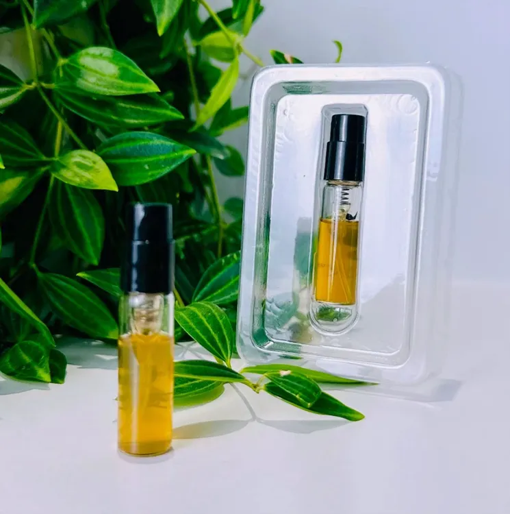 便携按压式小喷瓶体验装外用喷雾瓶2ml