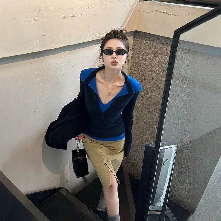 蓝色拼接假两件大领口长袖针织衫女早秋设计感内搭短款打底衫上衣