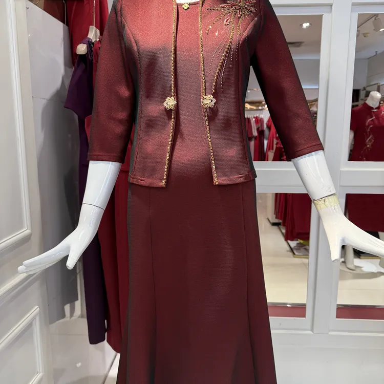 两件套下摆小礼服