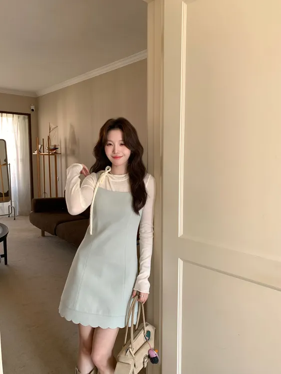 Even一雯【薄荷海浪】韩系高智感秋冬精致盐系温柔吊带裙（不含打底）