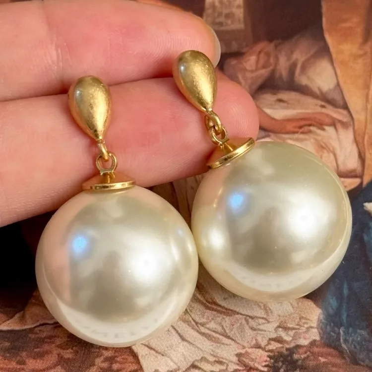 铜合金仿珍珠耳饰 大珍珠耳环法式夸张耳坠港风新娘礼服配耳钉女