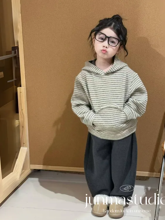 男女童宝宝儿童秋装加绒新款小熊连帽条针织纹休闲卫衣弯刀裤套装