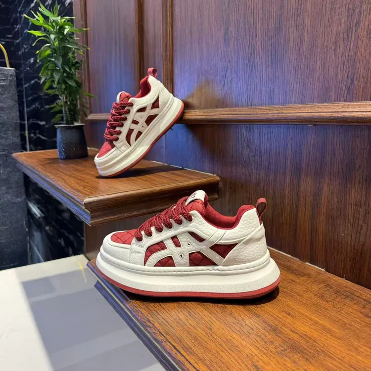 2026男士新款潮流低帮拼色厚底增高休闲鞋软底舒适轻便运动男款鞋