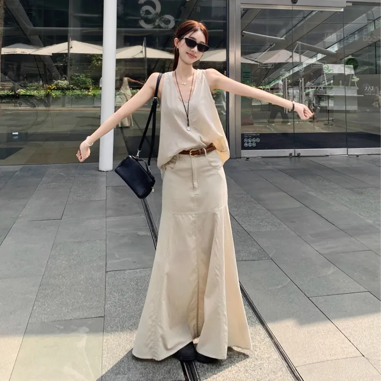 法式无袖上衣套装女2025新款夏季松弛感穿搭高腰显瘦半身裙两件套