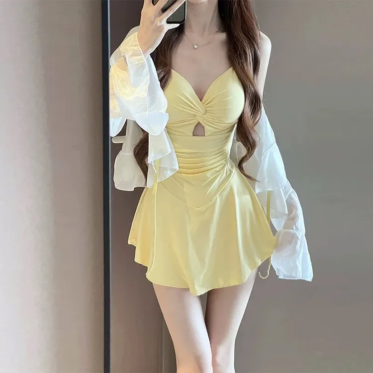 泳衣女款2025新款爆款连体裙式高级感保守遮肉显瘦绝美泡温泉泳装