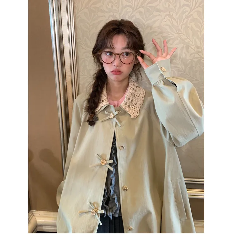 绿野仙踪 韩系学院风花苞钩针假领风衣外套女小个子大衣