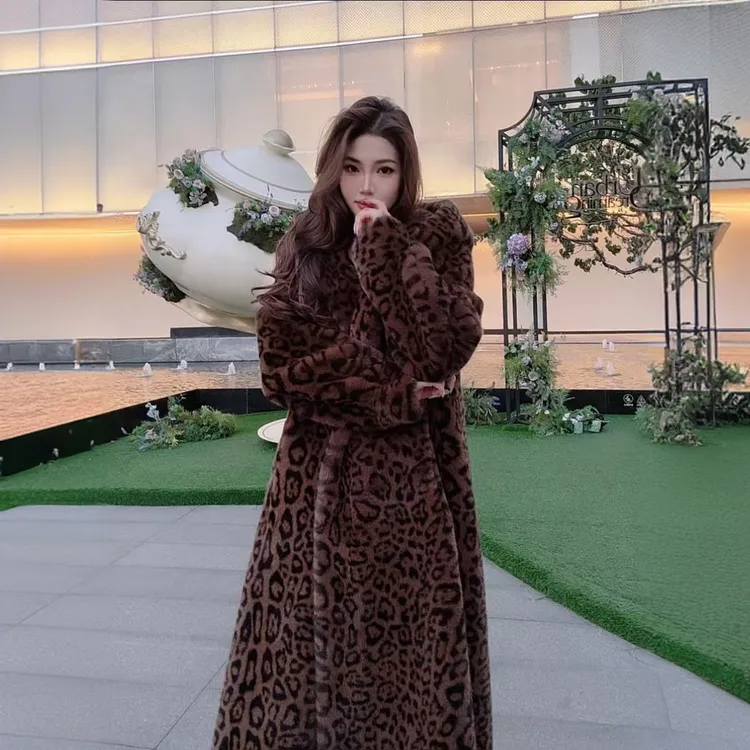 24896收腰连帽显气显瘦质时尚宽松瘦冬季毛毛外套加厚长款网红