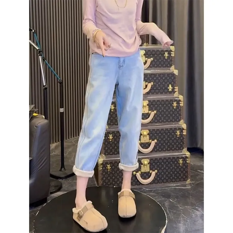 梨形身材穿搭2025秋冬新款大码高腰显瘦宽松直筒九分哈伦牛仔裤女