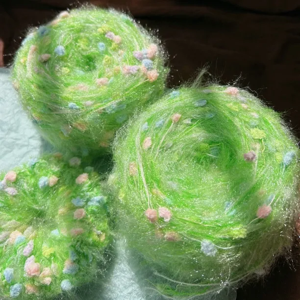 满39包邮 手工编织钩针diy棒针围巾帽子毛衣毯子发圈长毛手混线