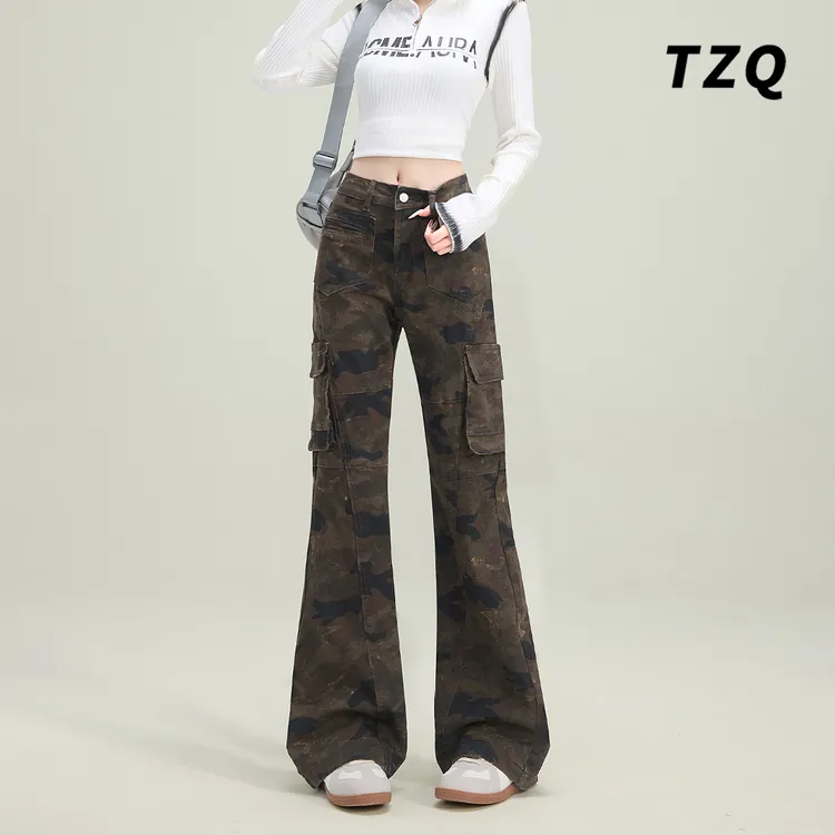 复古迷彩工装牛仔裤女春秋款多口袋高腰修身显瘦微喇裤TZQ122628