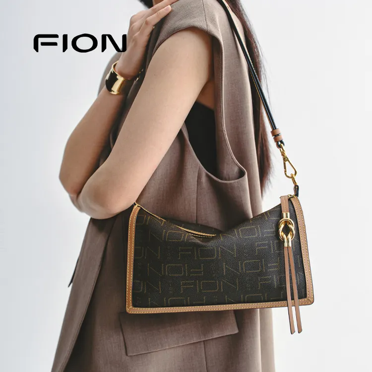 Fion/菲安妮【国庆中秋双礼】时尚百搭老花枕头包单肩斜挎包VMQ007