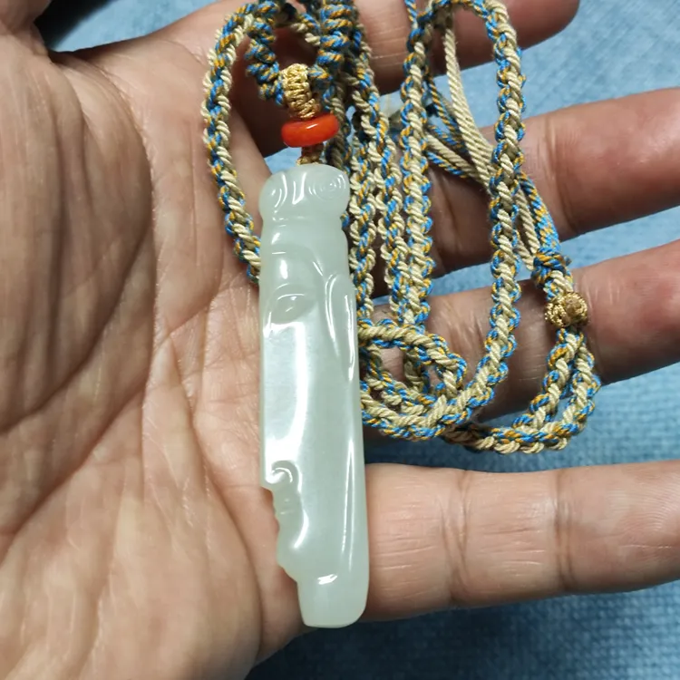 小吊坠纯手工雕刻