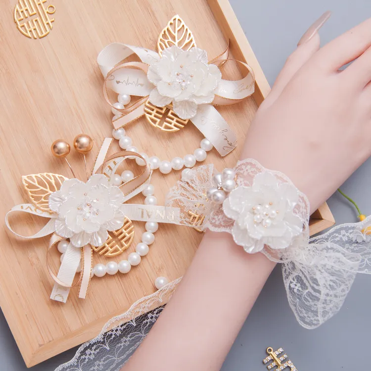 高级米白色新娘手腕花小清新伴娘姐妹团手花超仙唯美新郎结婚胸花