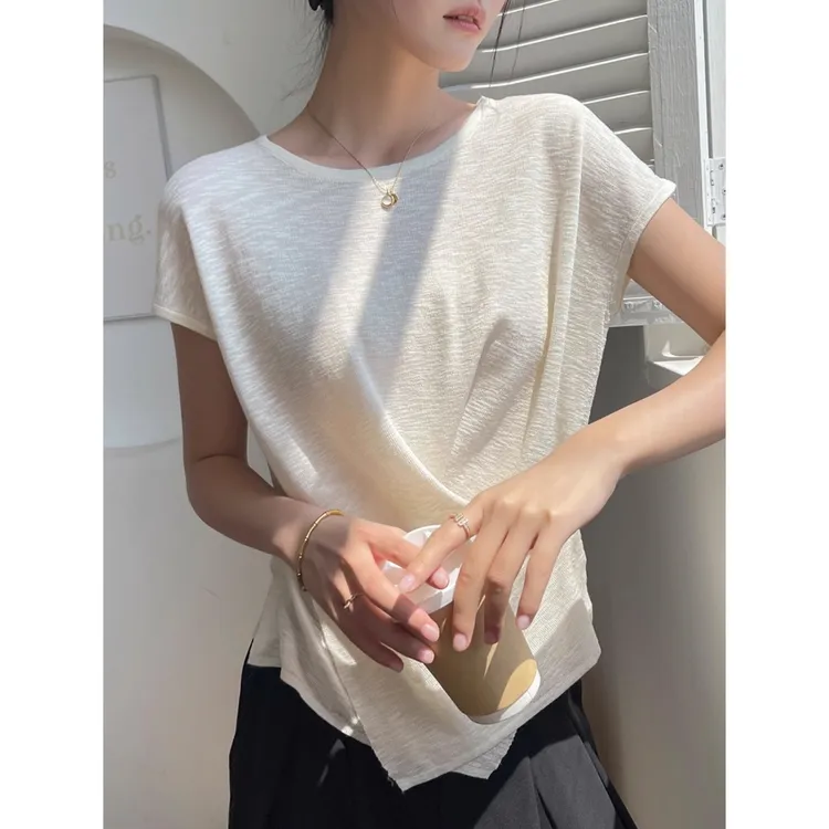 杏色不规则针织短袖女t恤夏天2025新款开叉内搭打底减龄上衣外穿