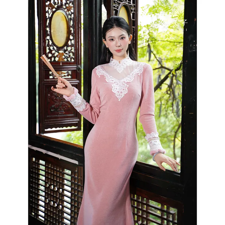 四美子【甜桃】冬季新款加厚新中式真丝羊毛粉色蕾丝改良旗袍连衣裙