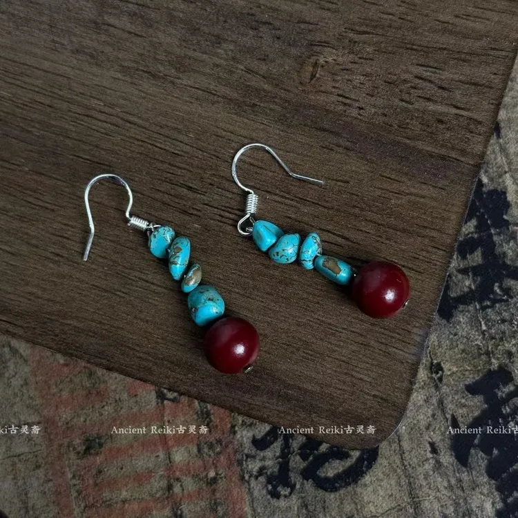 独特藏式耳环撞色石头深浅色不规则耳坠2025新款小众文艺百搭耳饰
