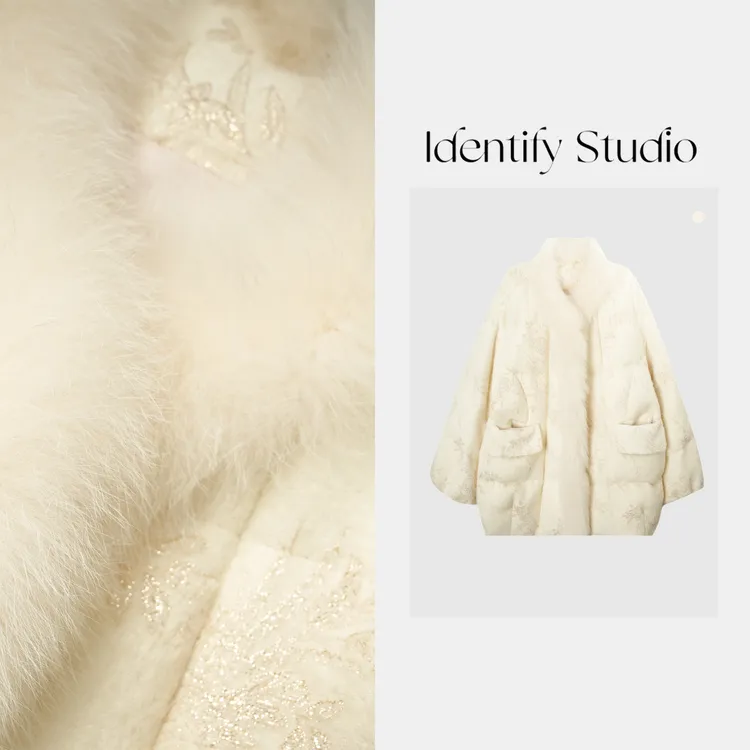  IDENTIFY冬季气质柔软狐狸毛条拼接重工提花羽绒服25AWZX1228088
