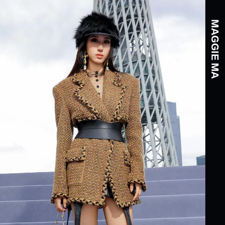 MAGGIE MA马婧「雅棕织韵」设计师款编织粗花呢小香风保暖外套653C