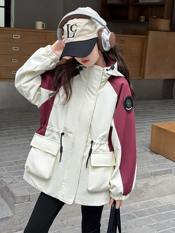 大童女式初中生外套女童独特超好看冲锋衣派克服2025新款秋装儿童