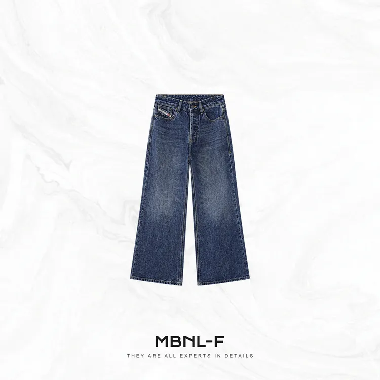 “美式阔腿牛仔” 100%棉渐变复古洗水中高腰牛仔裤 秦磊TH-KZ602