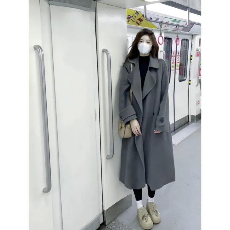 灰色呢子大衣女秋冬新款高级感小个子韩系赫本风加厚毛呢外套