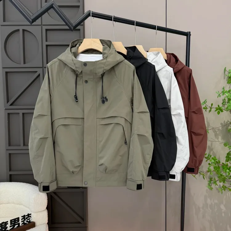 秋冬新款美式常规款防风连帽长袖冲锋式夹克运动外套百搭上衣男