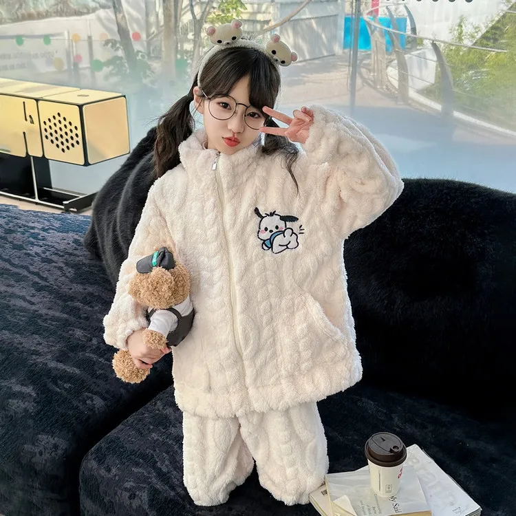女童睡衣法兰绒秋冬款2025新款大童加厚套装儿童冬季珊瑚绒家居服