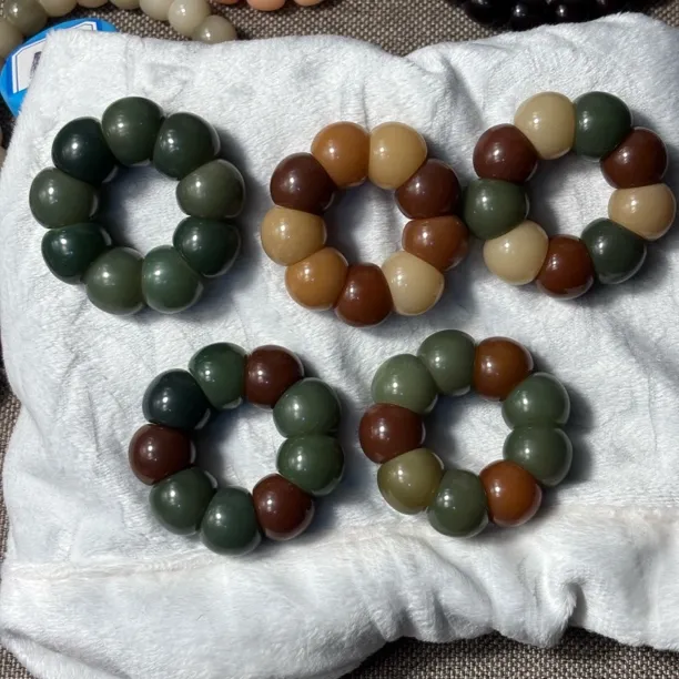 菩提根蒜瓣大卡手捻学生指尖上的文玩敦煌小熊饼干多样性菩提手捻