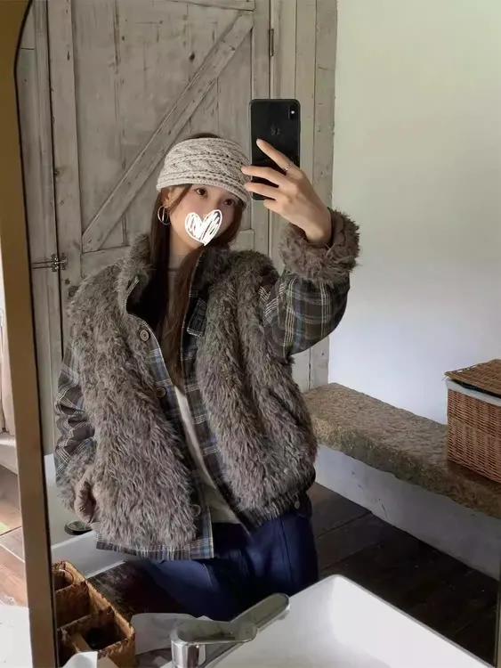 秋冬新品韩系少女宽松百搭磨毛格纹拼接毛绒夹棉外套女