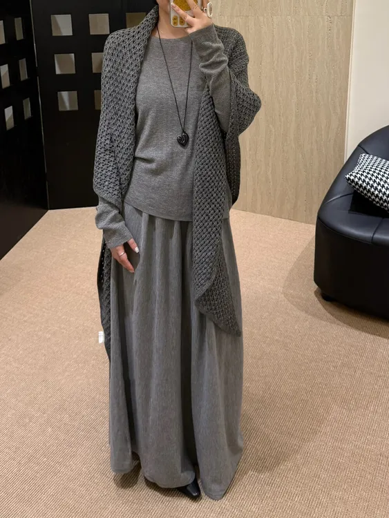 老钱风镂空大三角披肩女慵懒风打底针织纯色上衣半身裙三件套