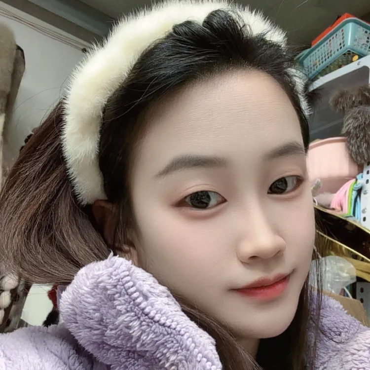 水貂毛米白色带齿发箍