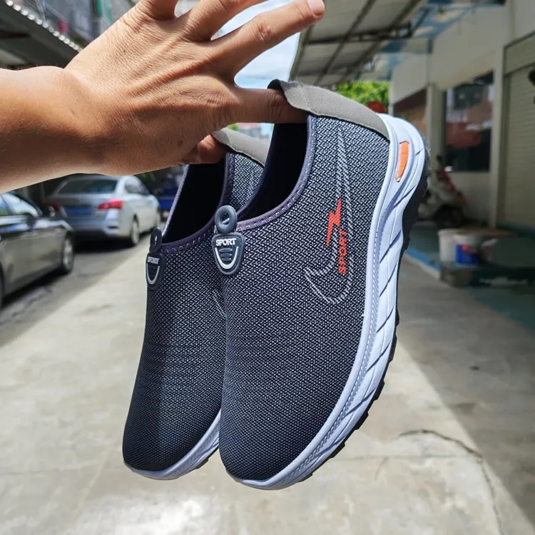 布鞋加绒加厚新款健步棉鞋保暖冬季软底北京中老年防滑