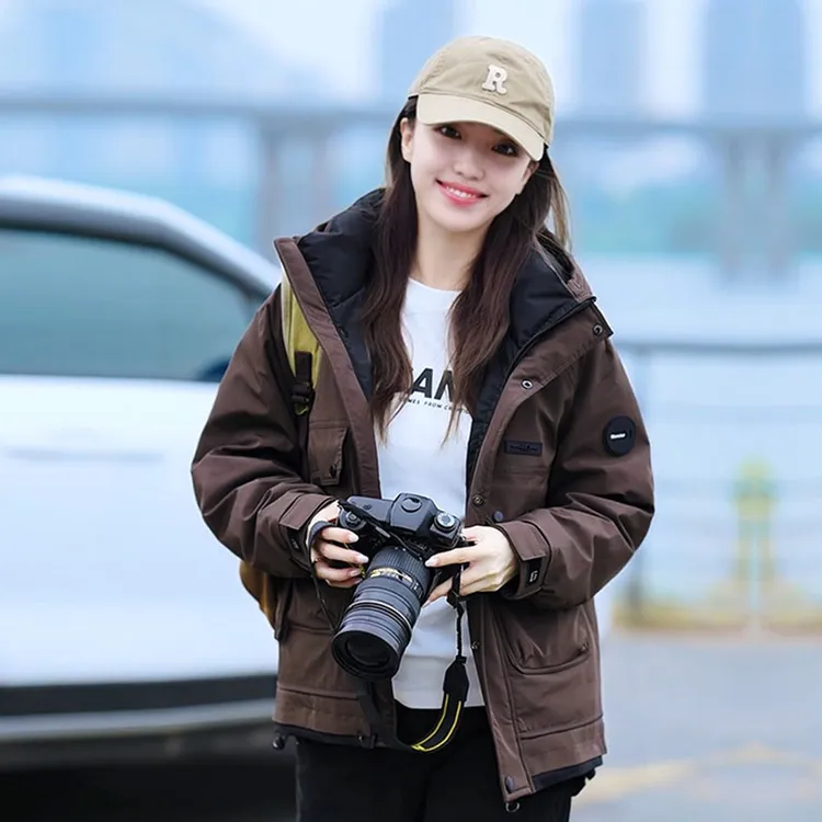 冬季男女款时尚羽绒服休闲连帽宽松加厚保暖潮流外套2562