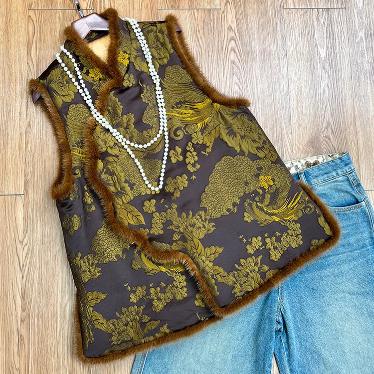 深圳原创高定水貂毛新中式立体提花夹棉盘扣老钱风秋冬马夹马甲