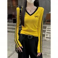 美式辣妹风黄色条纹修身长袖T恤女早秋miu系V领印花内搭打底上衣