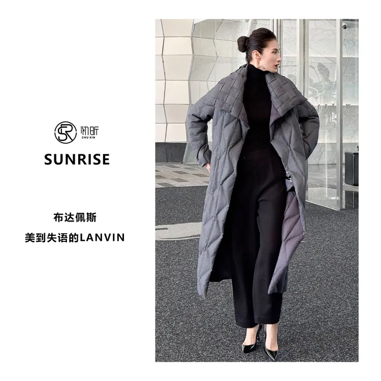 初昕 布达佩斯 美到失语的LANVIN 鹅绒服