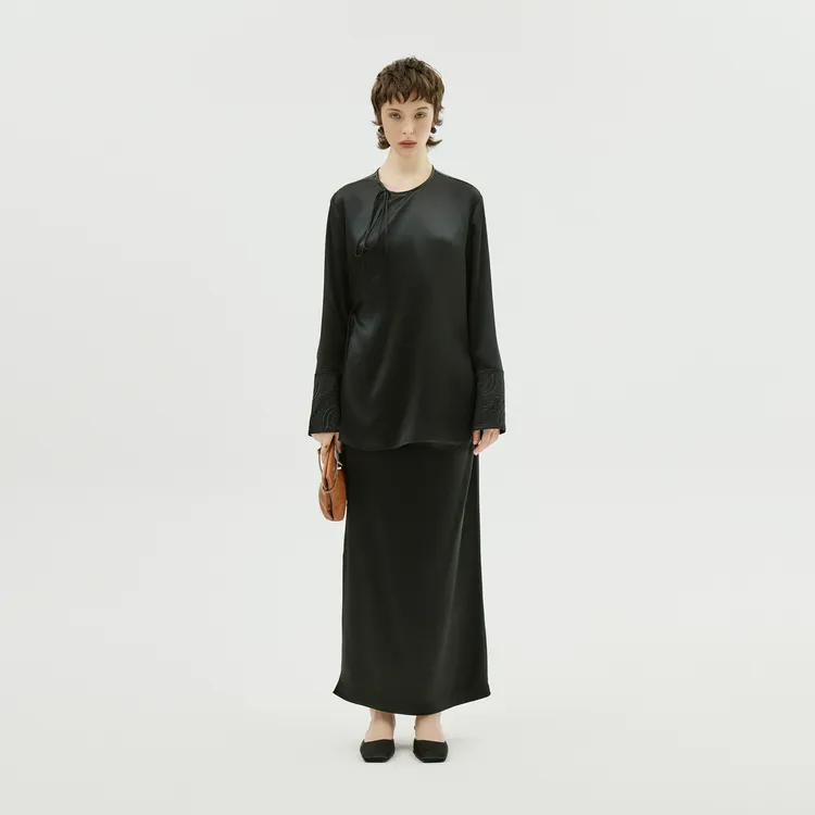 AP洛哥25931S/25931X【玄风】国风斜襟刺绣醋酸上衣/垂坠侧开叉半裙