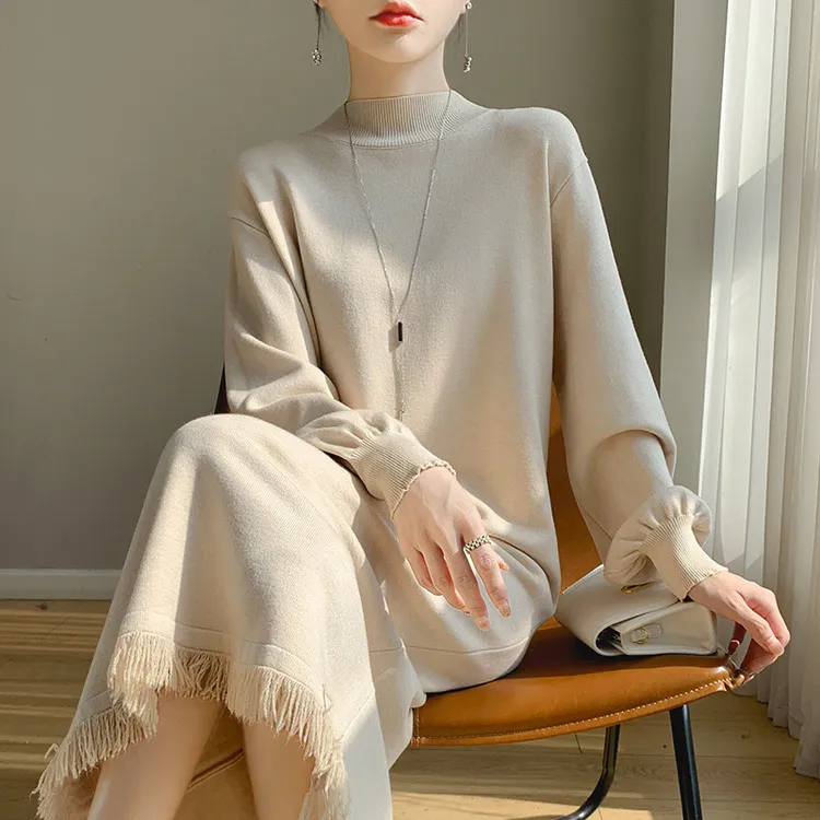 法式设计感流苏针织毛衣裙女2025新款半高领直筒保暖长袖连衣裙潮