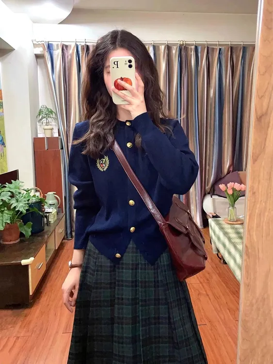 秋冬设计感小个子穿搭一整套学院风中长款格子百褶半身裙A字裙子